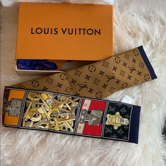 🌸  2X HP LV Limited Edition “Lock it” Bandeau - Picture 9 of 15